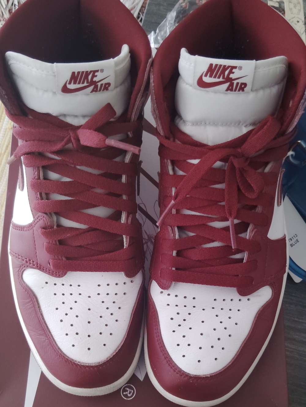 Sneakers - Picture 2 of 6